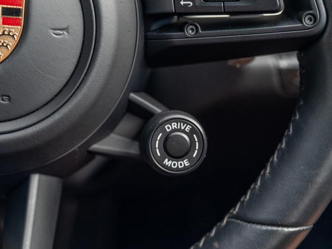 PORSCHE 911 Photo 30