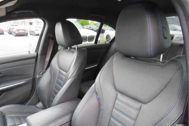 BMW 3 Series Photo 11