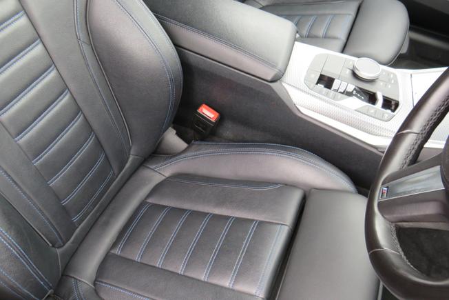 BMW 3 Series Photo 22