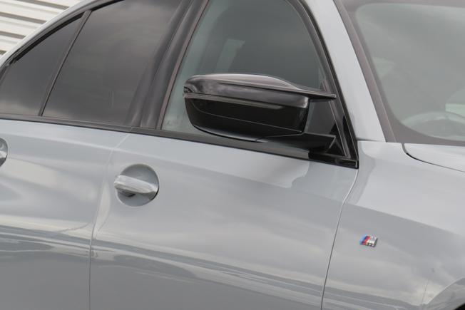 BMW 3 Series Photo 6