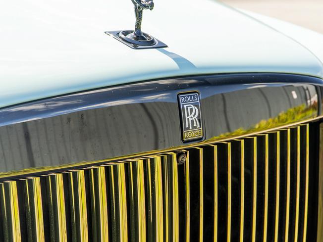 ROLLS-ROYCE Cullinan Photo 37