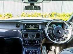 ROLLS-ROYCE Cullinan Photo 4