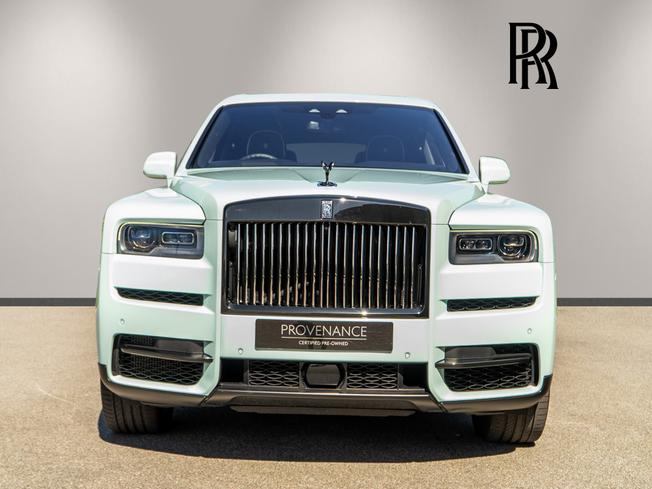 ROLLS-ROYCE Cullinan Photo 44