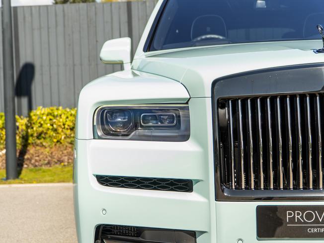 ROLLS-ROYCE Cullinan Photo 48