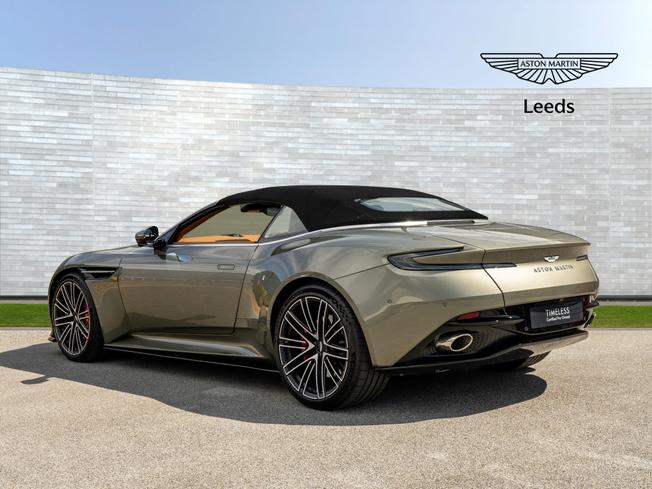 ASTON MARTIN Db12 Photo 2