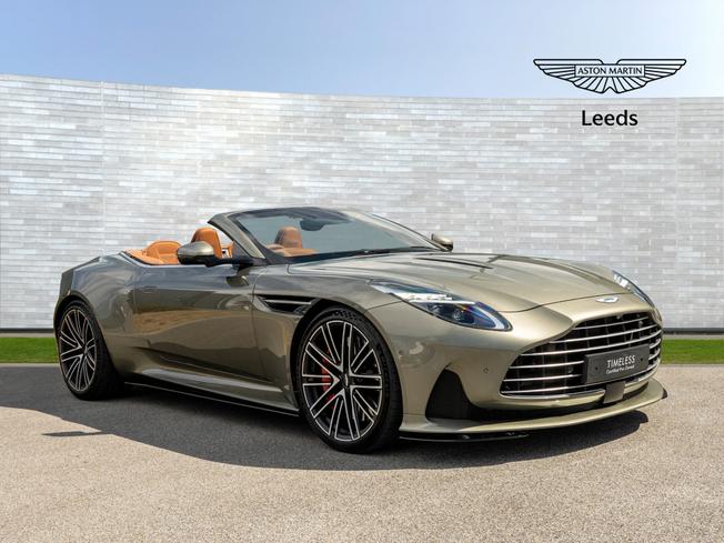 ASTON MARTIN Db12 Photo 29