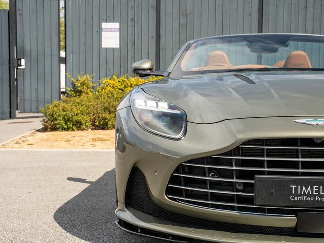 ASTON MARTIN Db12 Photo 39