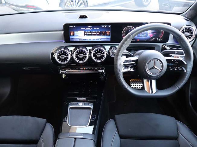 MERCEDES-BENZ A CLASS Photo 5