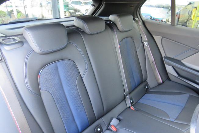 BMW 1 Series Photo 38