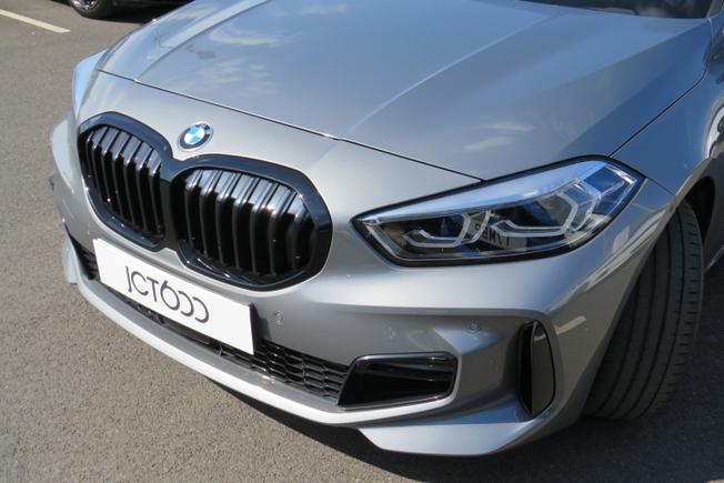 BMW 1 Series Photo 8