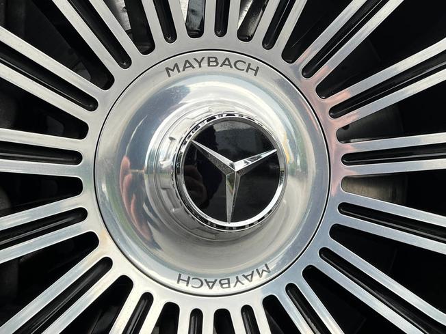 MERCEDES-BENZ Maybach S Class Photo 16