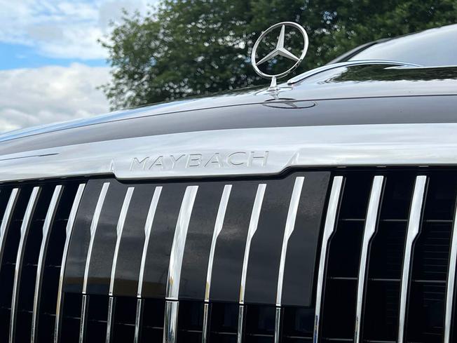 MERCEDES-BENZ Maybach S Class Photo 19