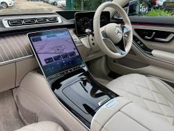 MERCEDES-BENZ Maybach S Class Photo 3