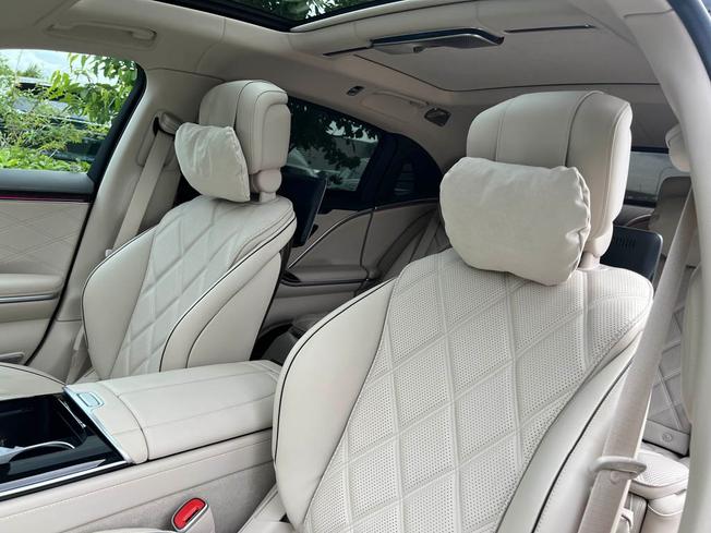 MERCEDES-BENZ Maybach S Class Photo 46