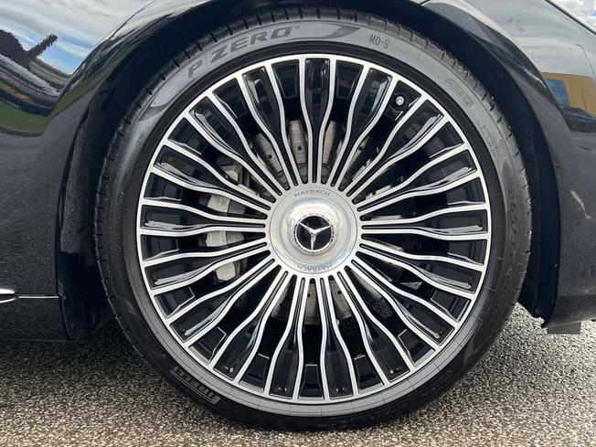 MERCEDES-BENZ Maybach S Class Photo 6