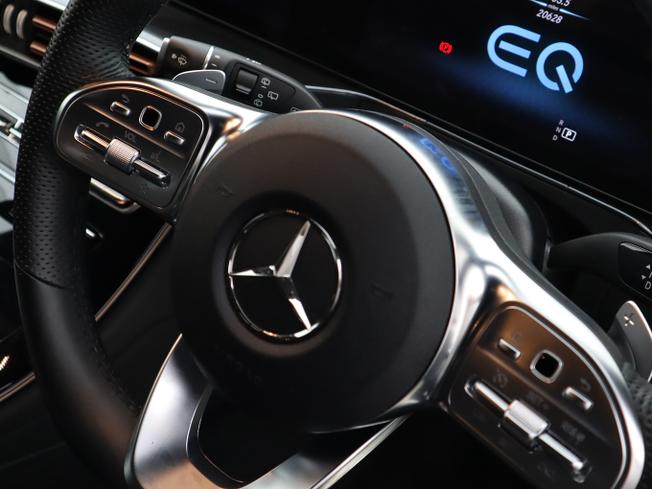 MERCEDES-BENZ Eqc Photo 17