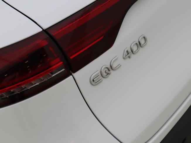 MERCEDES-BENZ Eqc Photo 26