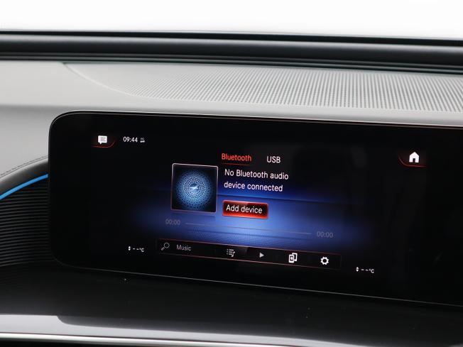 MERCEDES-BENZ Eqc Photo 33