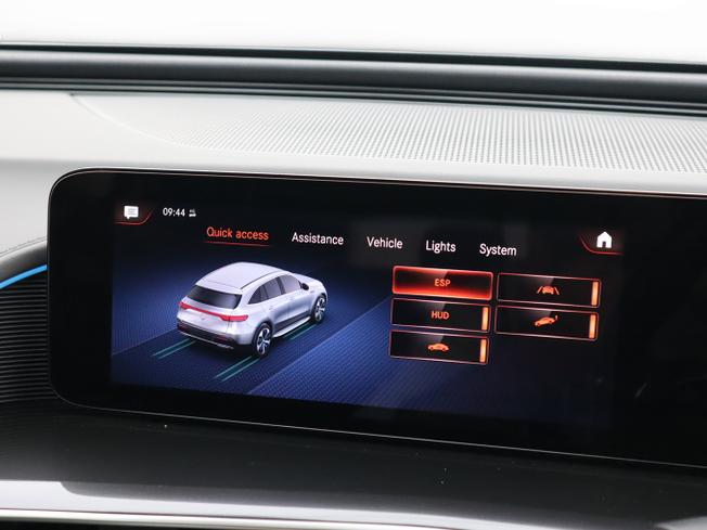 MERCEDES-BENZ Eqc Photo 34