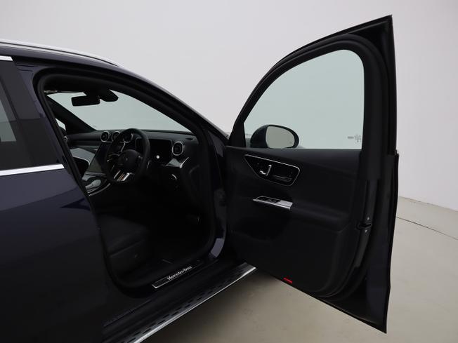MERCEDES-BENZ Glc Photo 15