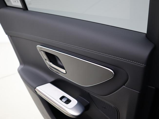 MERCEDES-BENZ Glc Photo 24