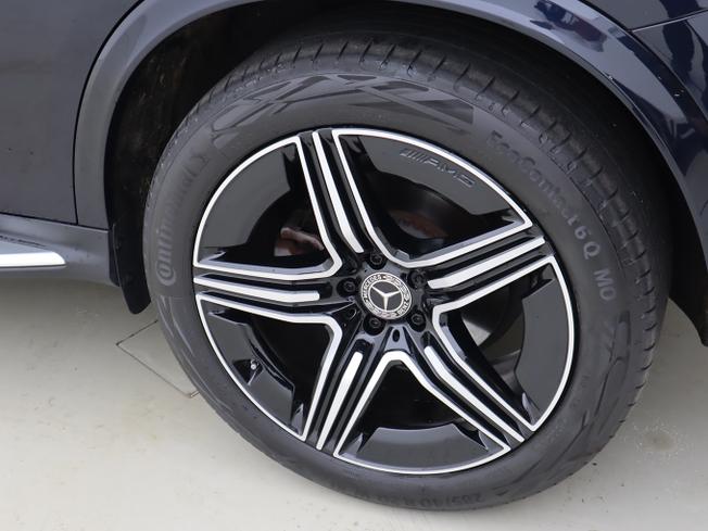 MERCEDES-BENZ Glc Photo 25