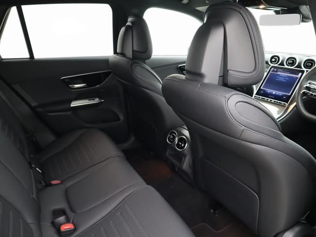 MERCEDES-BENZ Glc Photo 29