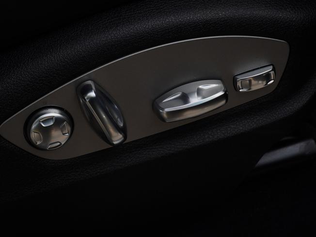 PORSCHE Macan Photo 17