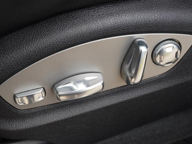 PORSCHE Macan Photo 21