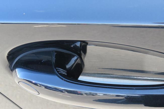 BMW 3 Series Photo 10