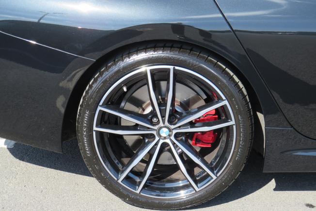 BMW 3 Series Photo 11