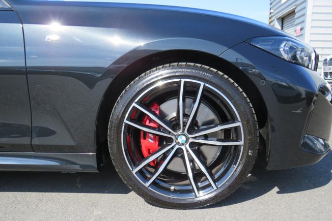 BMW 3 Series Photo 12