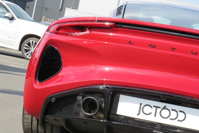 LOTUS Emira Photo 34