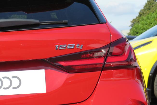 BMW 1 Series Photo 13