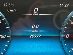 MERCEDES-BENZ EQC Photo 4