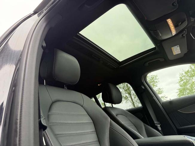 MERCEDES-BENZ EQC Photo 42