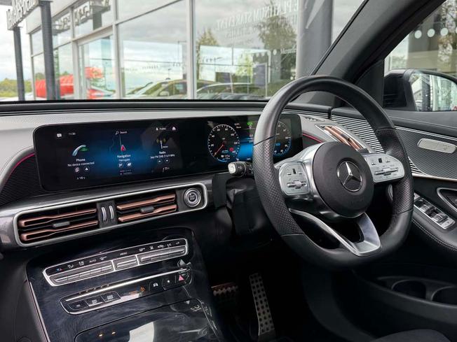 MERCEDES-BENZ EQC Photo 43
