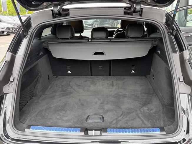 MERCEDES-BENZ EQC Photo 9
