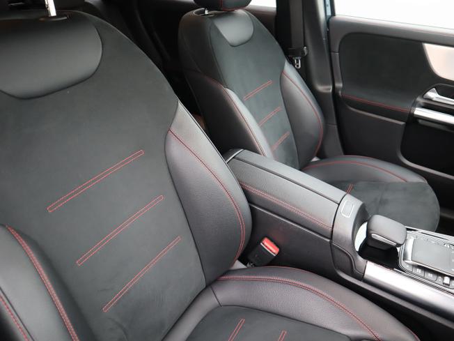 MERCEDES-BENZ Eqa Photo 13