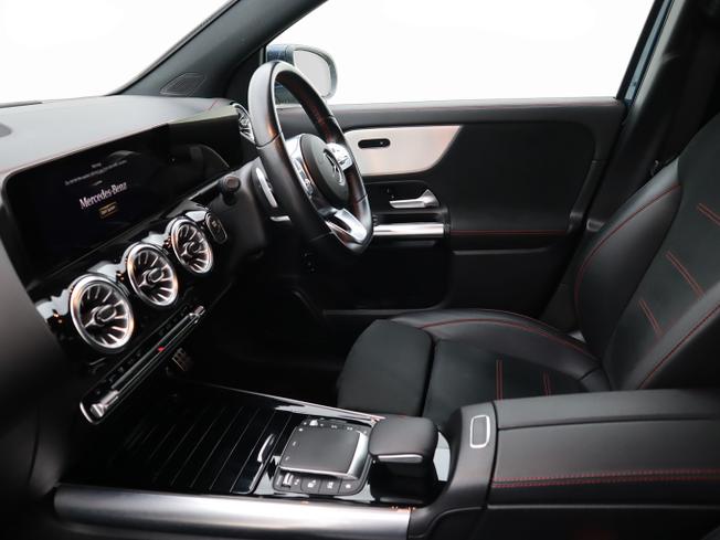 MERCEDES-BENZ Eqa Photo 21