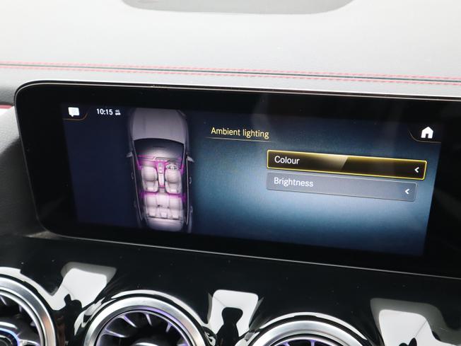 MERCEDES-BENZ Eqa Photo 40