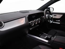 MERCEDES-BENZ Eqa Photo 5