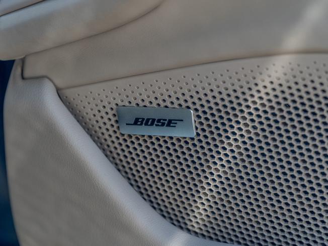 PORSCHE Taycan Photo 28