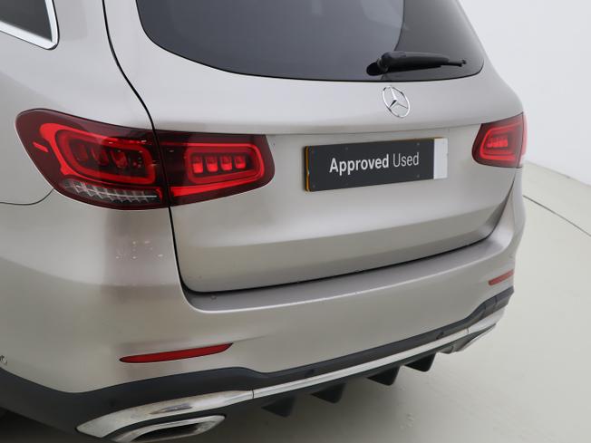 MERCEDES-BENZ Glc Photo 25