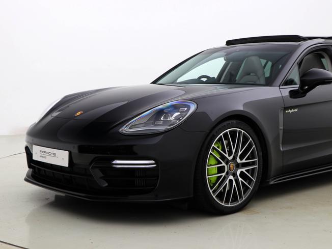 PORSCHE Panamera Photo 14