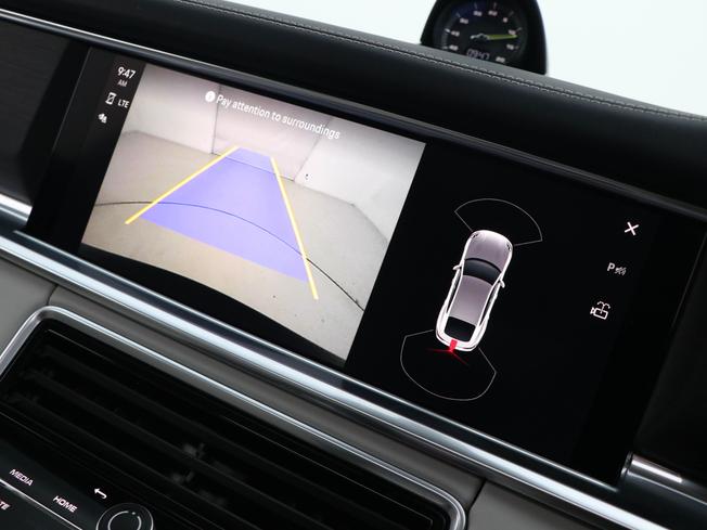 PORSCHE Panamera Photo 46
