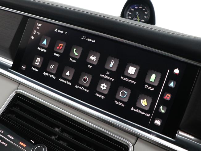 PORSCHE Panamera Photo 47