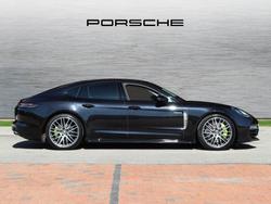 PORSCHE Panamera Photo 5
