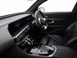 MERCEDES-BENZ EQC Photo 3
