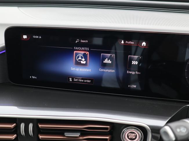 MERCEDES-BENZ EQC Photo 33